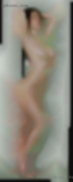 Free lesbians hairy swingers pussy.