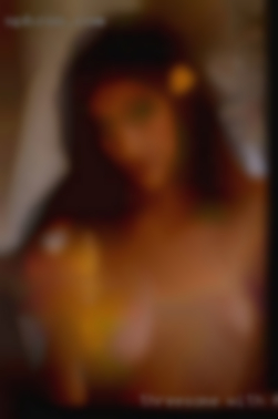 Threesome with fine girls housewives uedio!