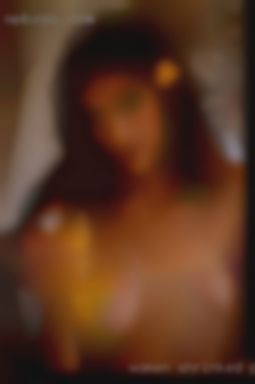 Women shrinked pussy swapping slippage in wgtn.
